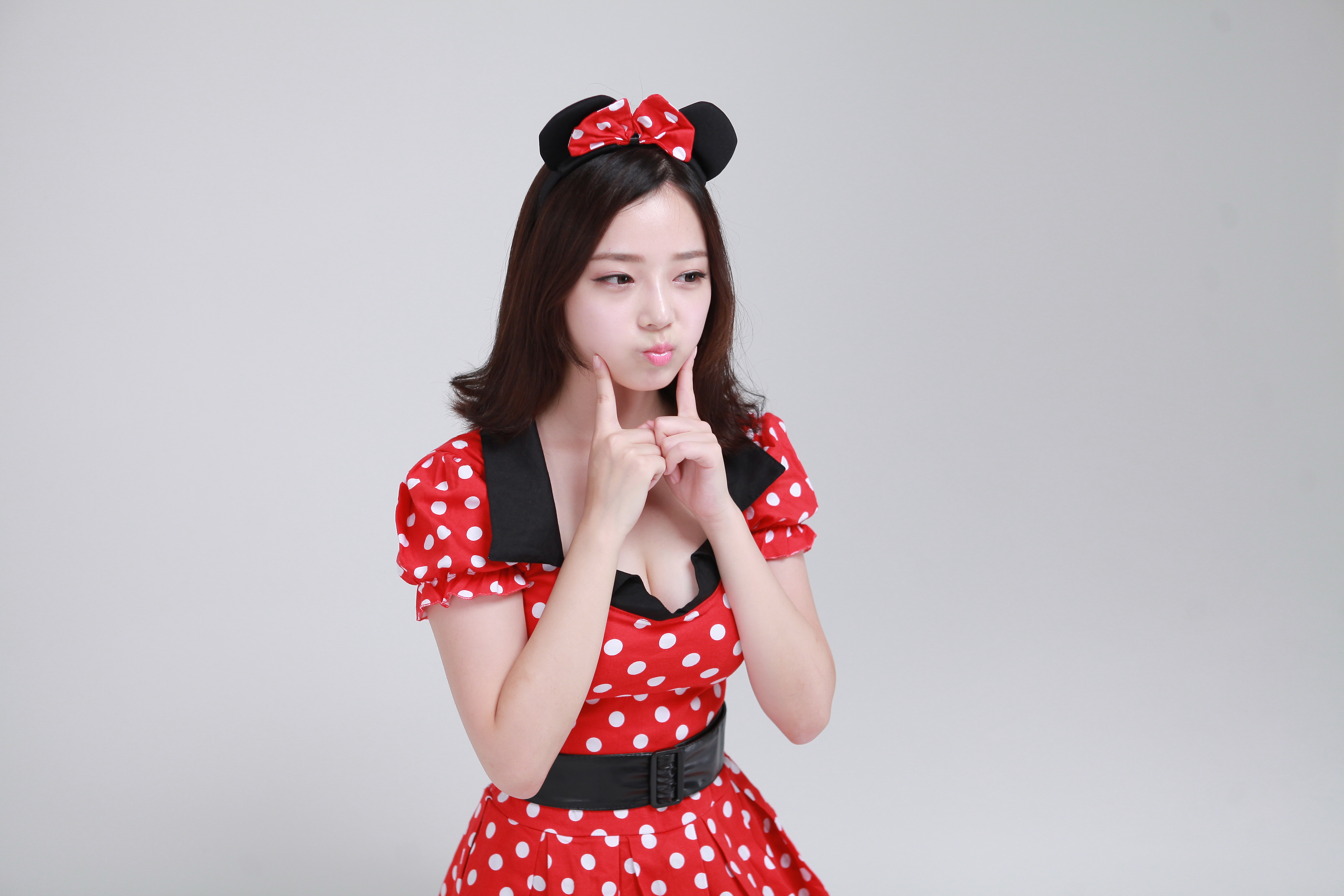 미분류 / 한지연 871장 6.15GB